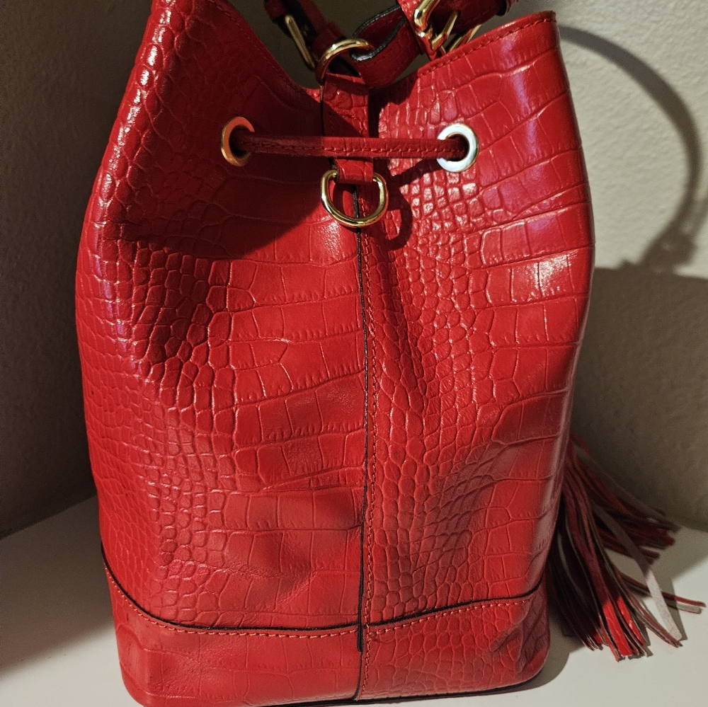 Valentino Milano Red leather bucket bag - Picture 3 of 10